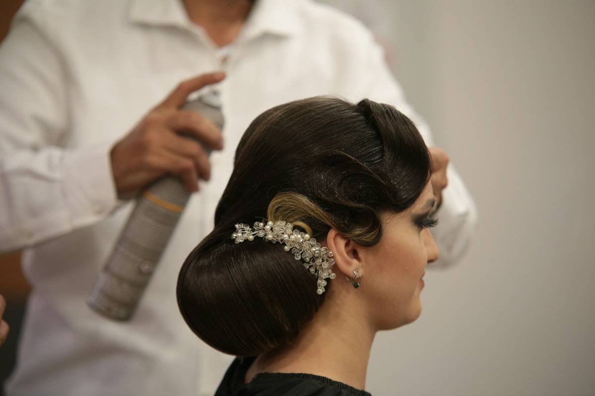Why Your Outfit’s Missing the “It” Factor: The Underrated Power of Trendy Headwear